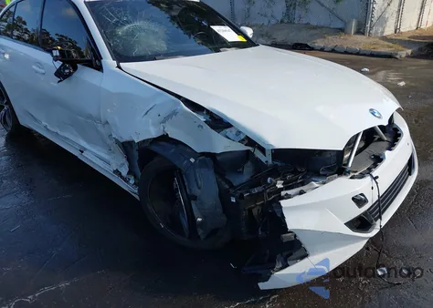 2023 BMW 330Xi from USA, damaged, VIN 3MW89FF09P8D30400